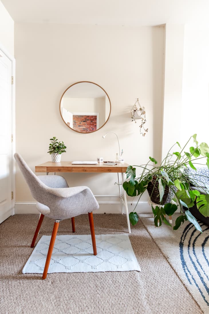 Apartment therapy hotsell office chair